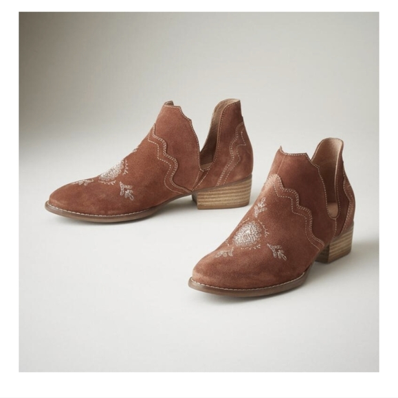 Seychelles Juniper Valley booties from Sundance - Picture 6 of 7